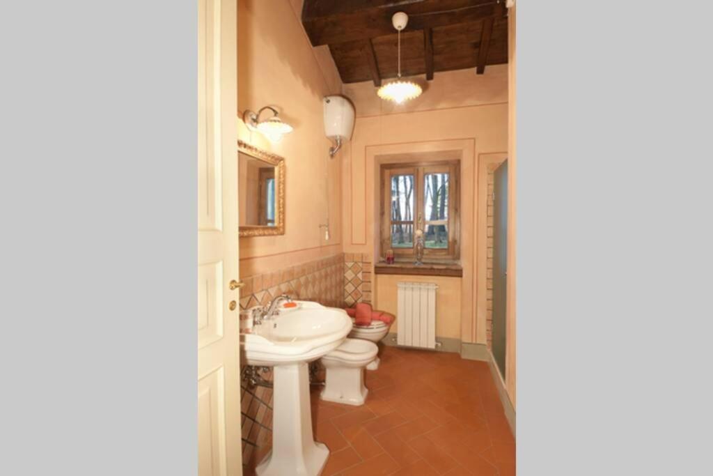 Villa Liz Tuscany, Private Pool, Hot Tub, Property Fenced, Pets Allowed Poppi Exterior foto